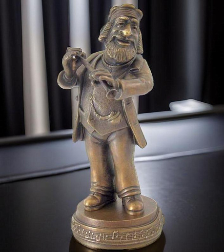 Бронзовая композиция "Флейтист"