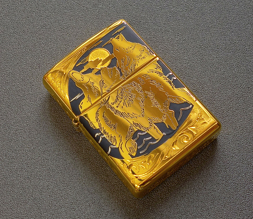 Зажигалка Zippo оригинал "Волки"